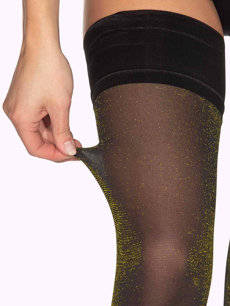 Sparkling tights made with gold lurex